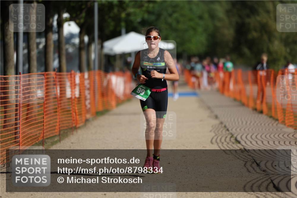 07.09.2025 - 19. Norderstedt Triathlon Michael Strokosch http://msf.ph/oto/8798334 07.09.2025 10:54:40 Laufen 99, 678, 1137 meine-sportfotos.de
