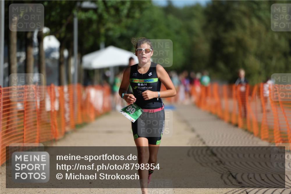 07.09.2025 - 19. Norderstedt Triathlon Michael Strokosch http://msf.ph/oto/8798354 07.09.2025 10:54:41 Laufen 99, 678 meine-sportfotos.de