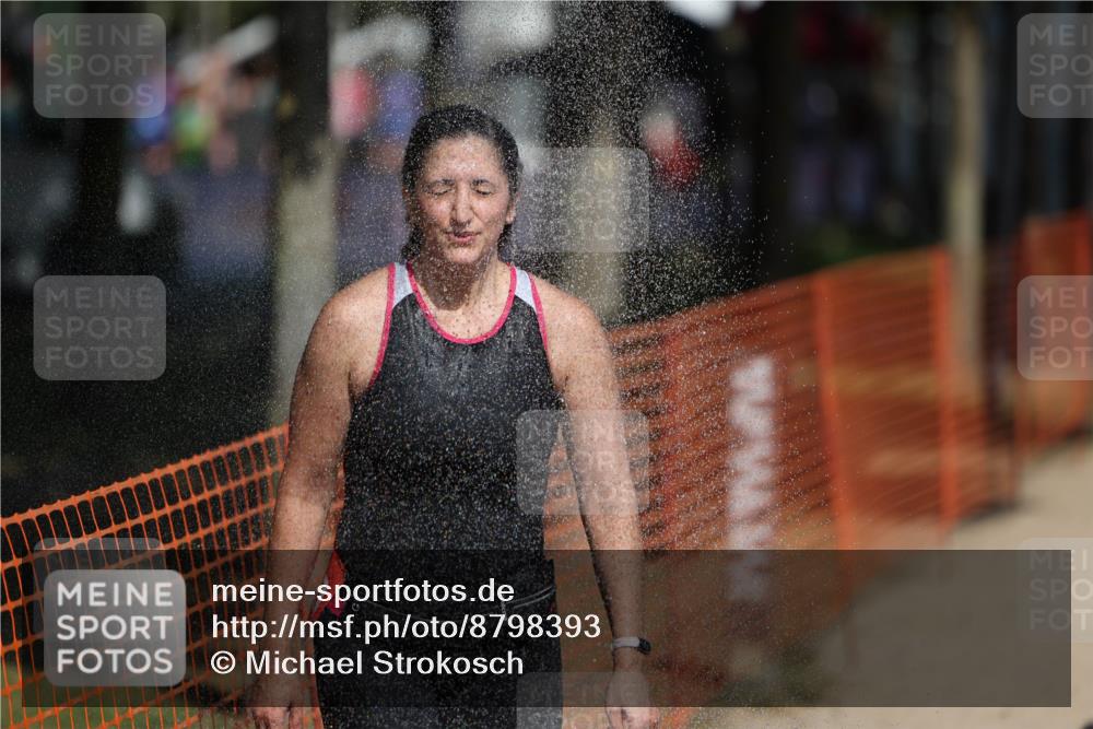 07.09.2025 - 19. Norderstedt Triathlon Michael Strokosch http://msf.ph/oto/8798393 07.09.2025 12:25:19 Laufen 299, 1327, 1367, 1380 meine-sportfotos.de