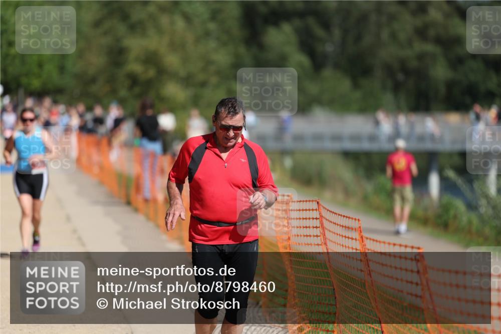 07.09.2025 - 19. Norderstedt Triathlon Michael Strokosch http://msf.ph/oto/8798460 07.09.2025 12:25:29 Laufen 136, 727, 793, 1327 meine-sportfotos.de