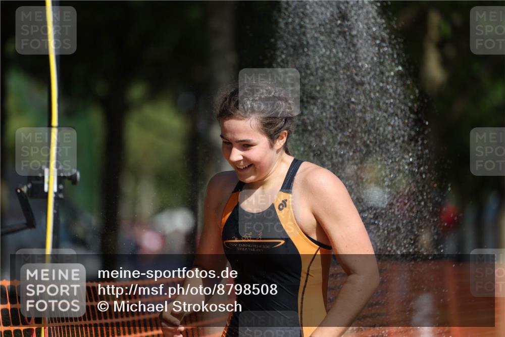 07.09.2025 - 19. Norderstedt Triathlon Michael Strokosch http://msf.ph/oto/8798508 07.09.2025 11:57:58 Laufen 276, 1179, 1211, 1219 meine-sportfotos.de