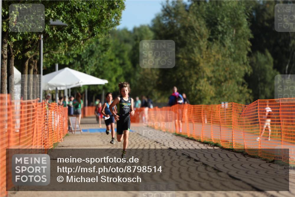 07.09.2025 - 19. Norderstedt Triathlon Michael Strokosch http://msf.ph/oto/8798514 07.09.2025 09:11:31 Laufen 1 meine-sportfotos.de
