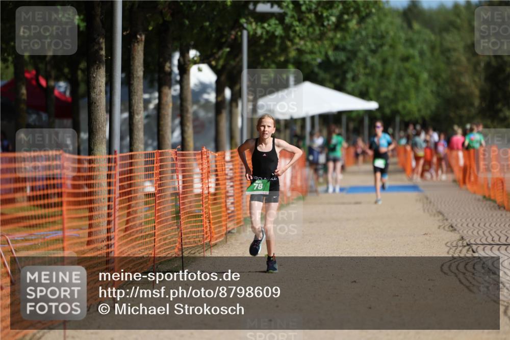 07.09.2025 - 19. Norderstedt Triathlon Michael Strokosch http://msf.ph/oto/8798609 07.09.2025 10:54:56 Laufen 78, 676 meine-sportfotos.de