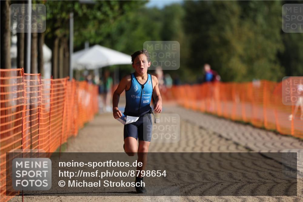 07.09.2025 - 19. Norderstedt Triathlon Michael Strokosch http://msf.ph/oto/8798654 07.09.2025 09:11:38 Laufen 1, 53 meine-sportfotos.de