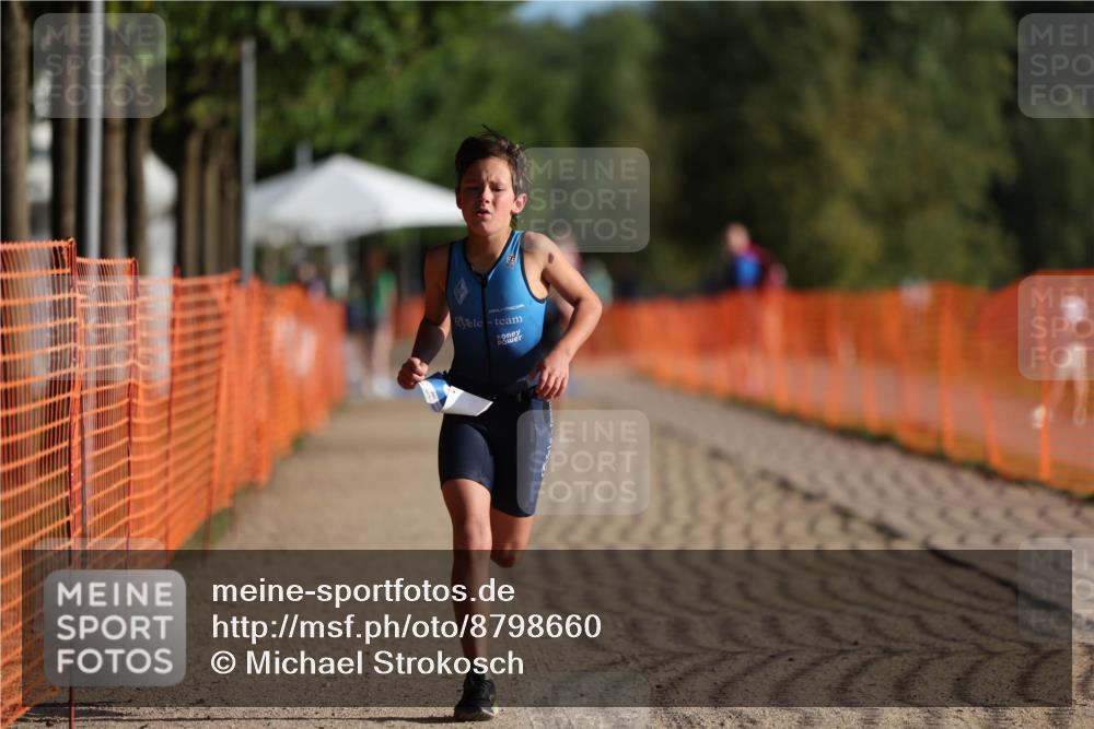 07.09.2025 - 19. Norderstedt Triathlon Michael Strokosch http://msf.ph/oto/8798660 07.09.2025 09:11:38 Laufen 1, 53 meine-sportfotos.de
