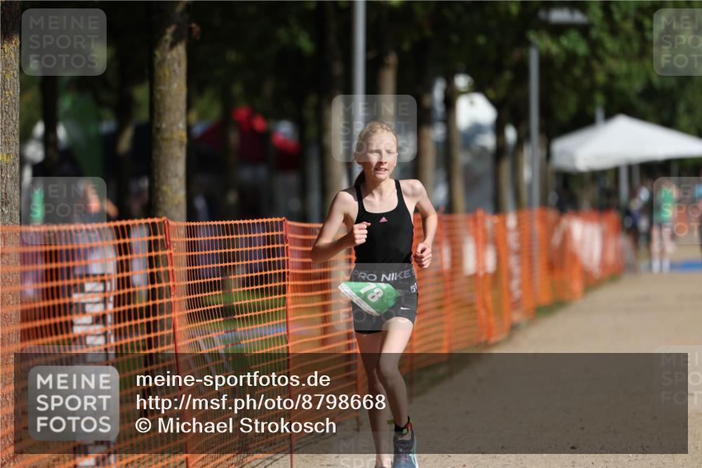 07.09.2025 - 19. Norderstedt Triathlon Michael Strokosch http://msf.ph/oto/8798668 07.09.2025 10:54:59 Laufen 78, 676 meine-sportfotos.de