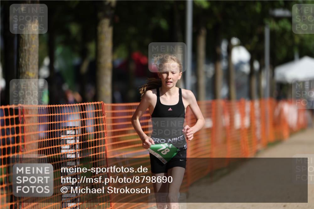 07.09.2025 - 19. Norderstedt Triathlon Michael Strokosch http://msf.ph/oto/8798690 07.09.2025 10:54:59 Laufen 78, 676 meine-sportfotos.de