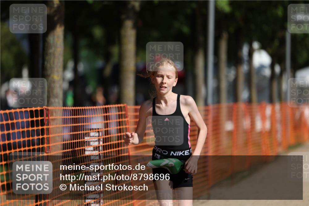 07.09.2025 - 19. Norderstedt Triathlon Michael Strokosch http://msf.ph/oto/8798696 07.09.2025 10:55:00 Laufen 78 meine-sportfotos.de