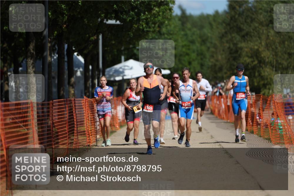 07.09.2025 - 19. Norderstedt Triathlon Michael Strokosch http://msf.ph/oto/8798795 07.09.2025 12:28:24 Laufen 1249, 1348, 1365 meine-sportfotos.de