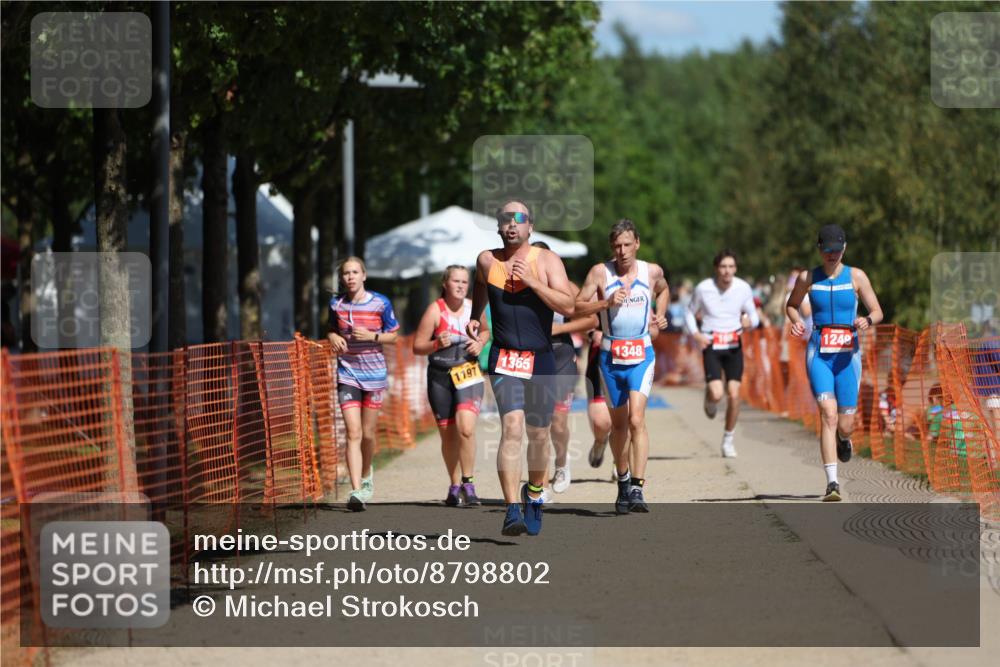 07.09.2025 - 19. Norderstedt Triathlon Michael Strokosch http://msf.ph/oto/8798802 07.09.2025 12:28:25 Laufen 165, 1249, 1348, 1365 meine-sportfotos.de