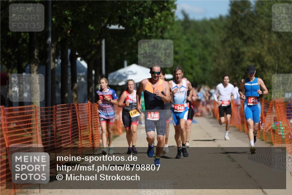 07.09.2025 - 19. Norderstedt Triathlon Michael Strokosch http://msf.ph/oto/8798807 07.09.2025 12:28:25 Laufen 165, 1249, 1348, 1365 meine-sportfotos.de