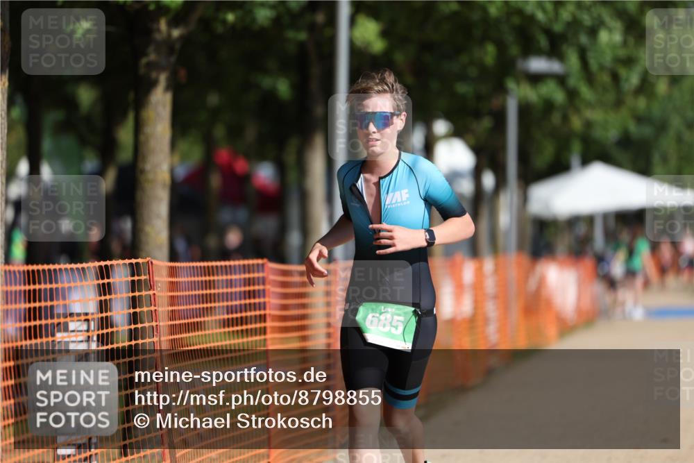07.09.2025 - 19. Norderstedt Triathlon Michael Strokosch http://msf.ph/oto/8798855 07.09.2025 10:55:09 Laufen 685 meine-sportfotos.de