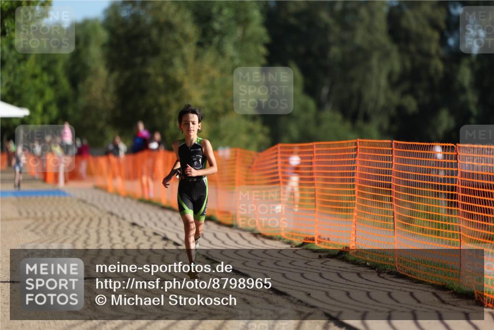 07.09.2025 - 19. Norderstedt Triathlon Michael Strokosch http://msf.ph/oto/8798965 07.09.2025 09:11:57 Laufen 44 meine-sportfotos.de