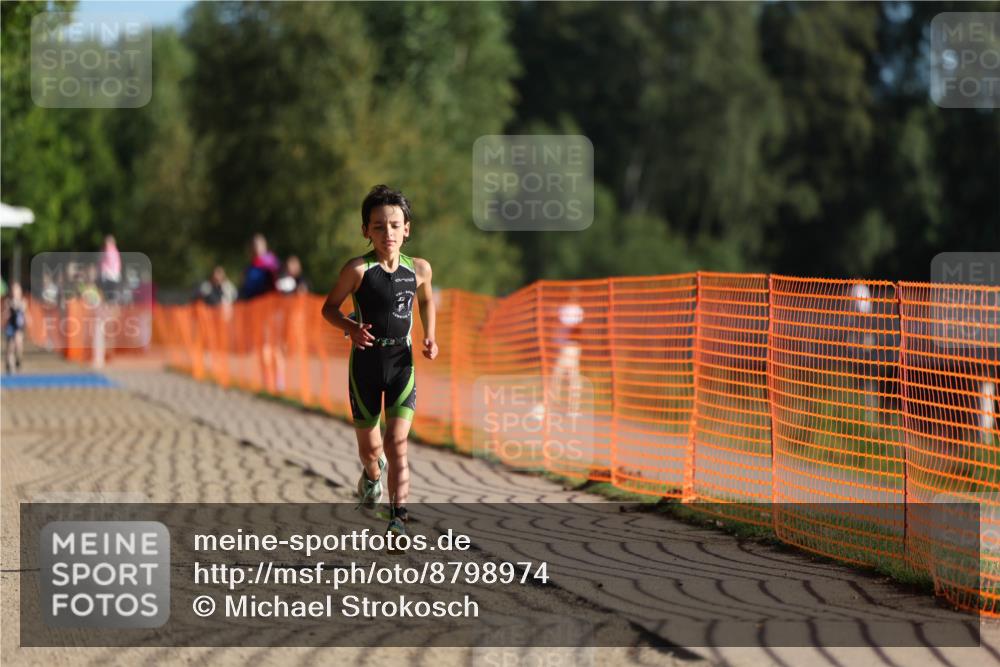 07.09.2025 - 19. Norderstedt Triathlon Michael Strokosch http://msf.ph/oto/8798974 07.09.2025 09:11:57 Laufen 44 meine-sportfotos.de