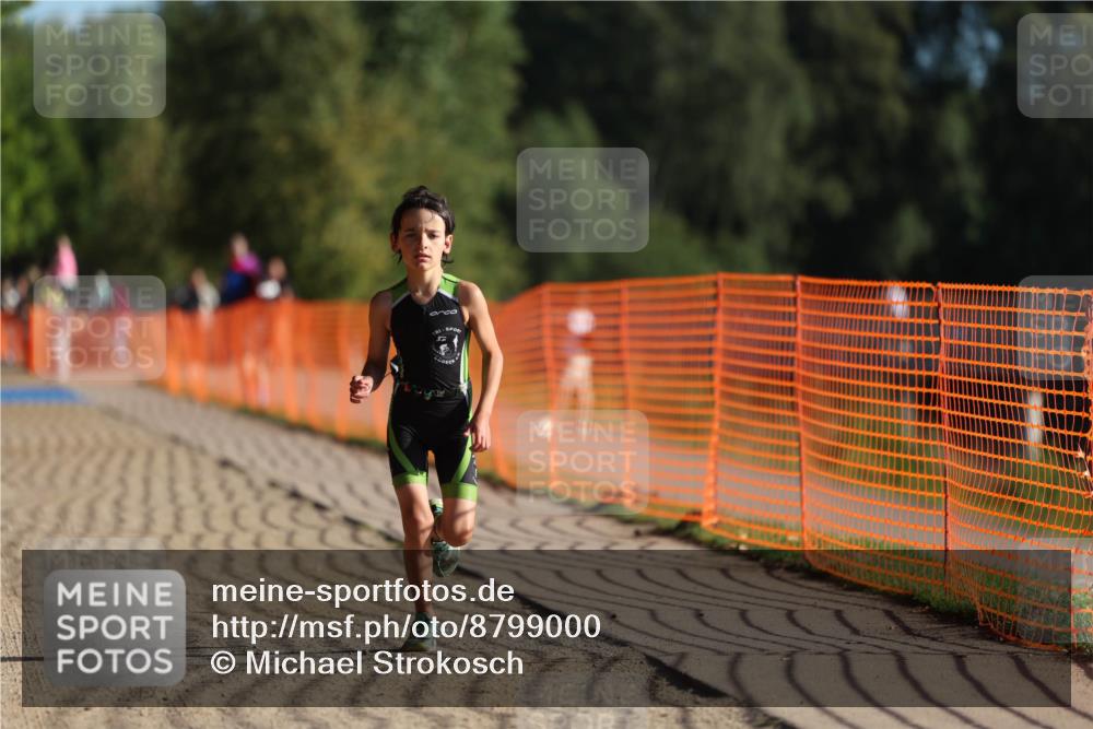 07.09.2025 - 19. Norderstedt Triathlon Michael Strokosch http://msf.ph/oto/8799000 07.09.2025 09:11:58 Laufen 44 meine-sportfotos.de