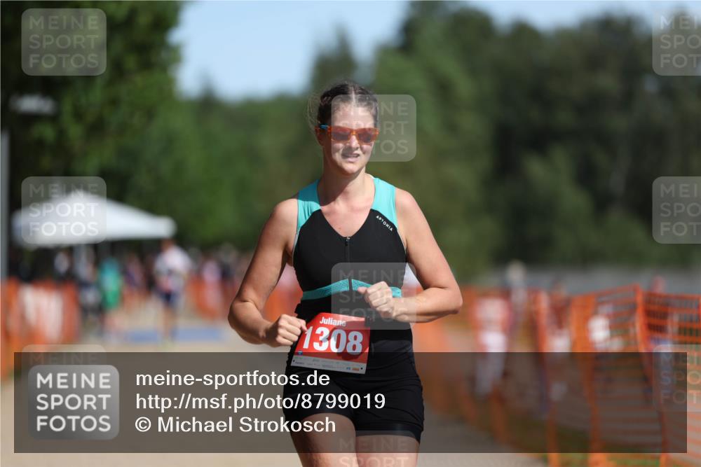 07.09.2025 - 19. Norderstedt Triathlon Michael Strokosch http://msf.ph/oto/8799019 07.09.2025 11:58:44 Laufen 1308 meine-sportfotos.de