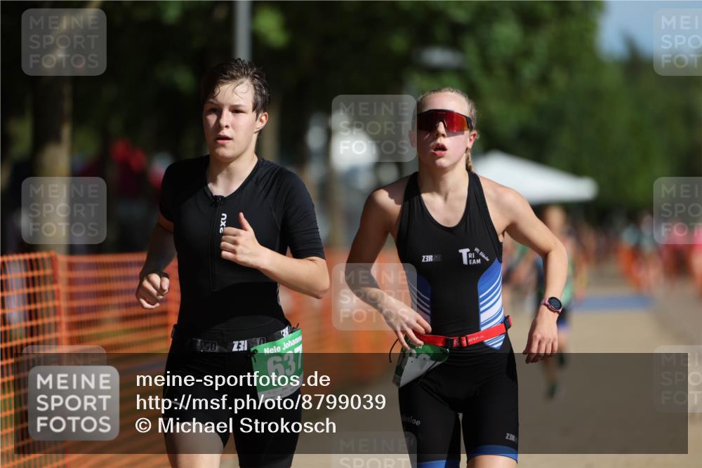 07.09.2025 - 19. Norderstedt Triathlon Michael Strokosch http://msf.ph/oto/8799039 07.09.2025 10:55:37 Laufen 134, 637, 661, 680 meine-sportfotos.de