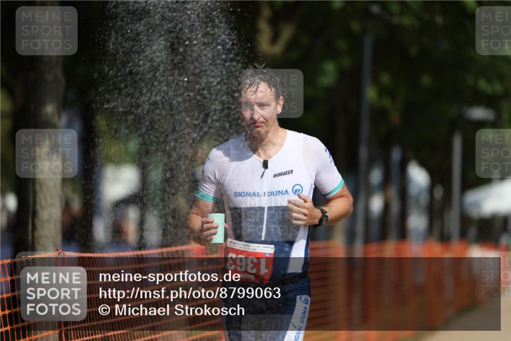 07.09.2025 - 19. Norderstedt Triathlon Michael Strokosch http://msf.ph/oto/8799063 07.09.2025 11:59:01 Laufen 1363 meine-sportfotos.de