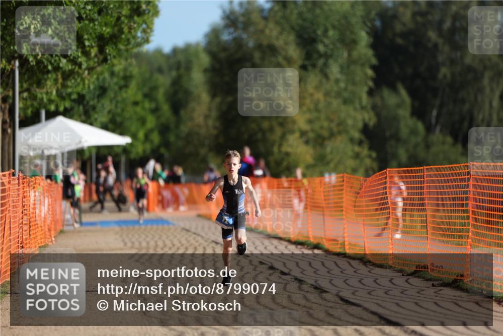 07.09.2025 - 19. Norderstedt Triathlon Michael Strokosch http://msf.ph/oto/8799074 07.09.2025 09:12:11 Laufen 12 meine-sportfotos.de