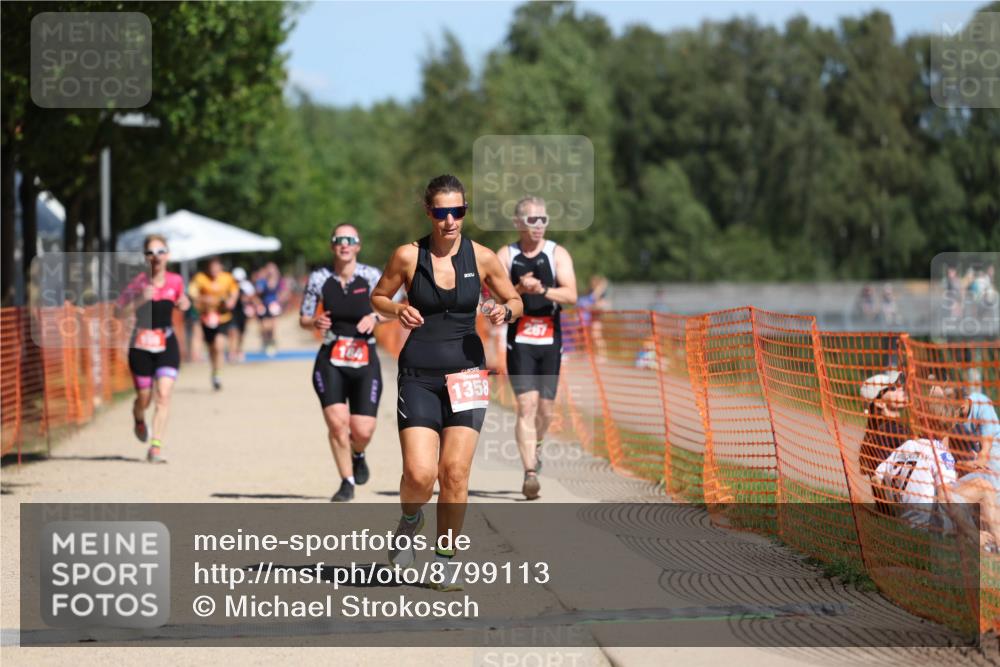 07.09.2025 - 19. Norderstedt Triathlon Michael Strokosch http://msf.ph/oto/8799113 07.09.2025 12:28:57 Laufen 155, 184, 267, 823, 1358 meine-sportfotos.de
