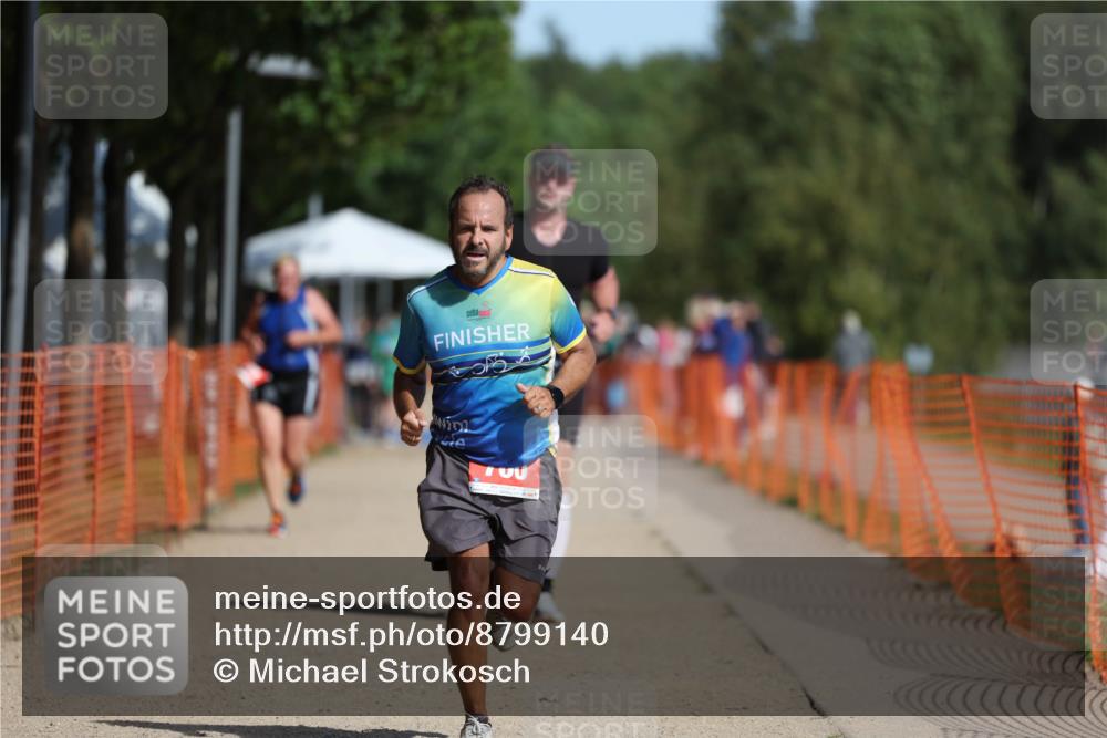 07.09.2025 - 19. Norderstedt Triathlon Michael Strokosch http://msf.ph/oto/8799140 07.09.2025 11:59:11 Laufen 229, 281, 760 meine-sportfotos.de