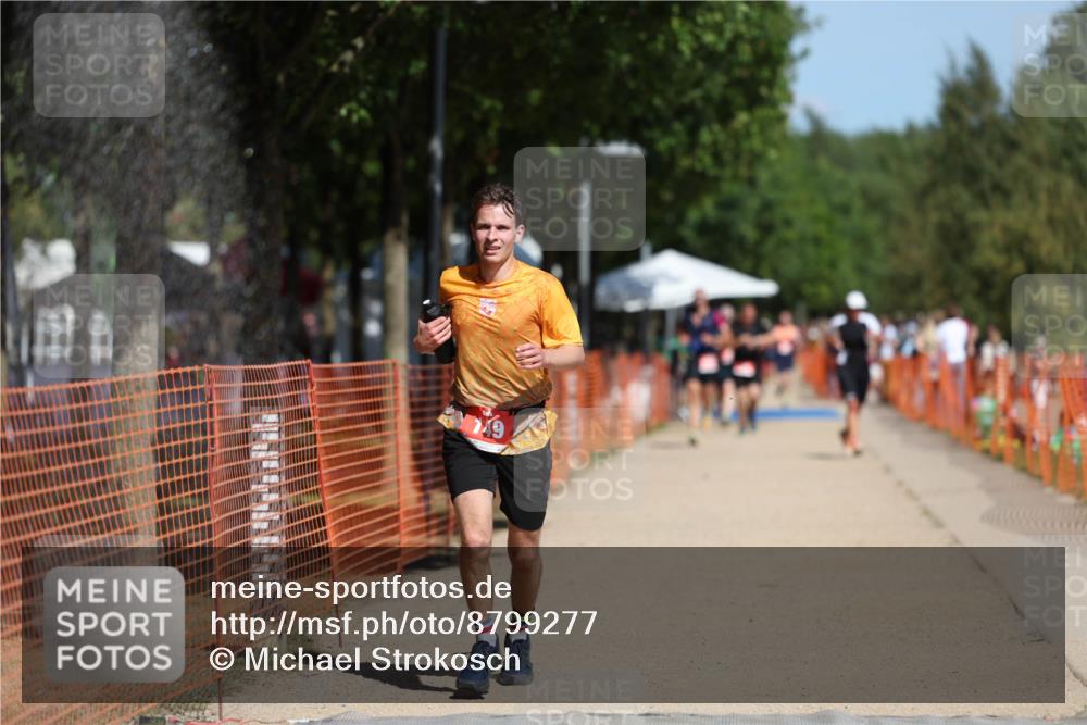 07.09.2025 - 19. Norderstedt Triathlon Michael Strokosch http://msf.ph/oto/8799277 07.09.2025 12:29:06 Laufen 149, 155, 184 meine-sportfotos.de