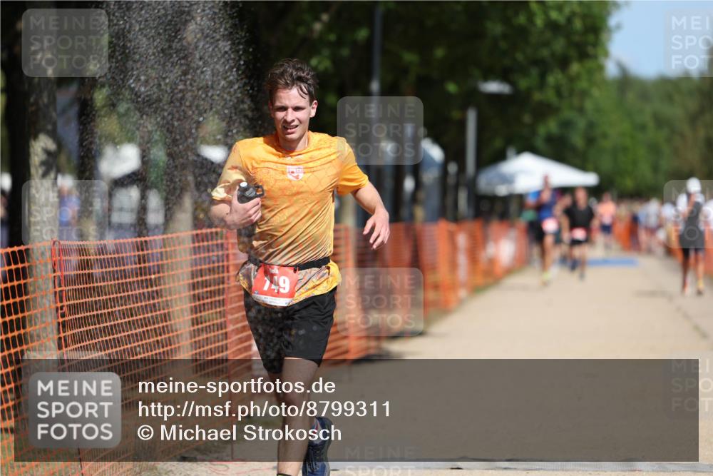 07.09.2025 - 19. Norderstedt Triathlon Michael Strokosch http://msf.ph/oto/8799311 07.09.2025 12:29:07 Laufen 149, 155 meine-sportfotos.de