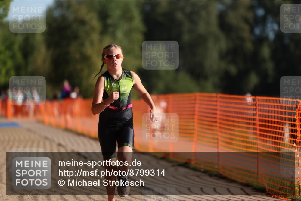 07.09.2025 - 19. Norderstedt Triathlon Michael Strokosch http://msf.ph/oto/8799314 07.09.2025 09:12:29 Laufen 4 meine-sportfotos.de