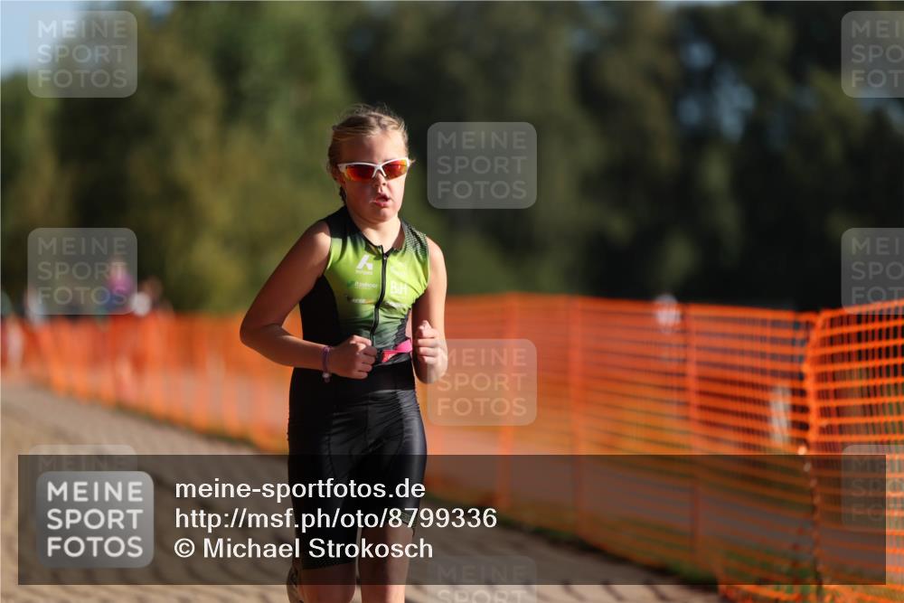 07.09.2025 - 19. Norderstedt Triathlon Michael Strokosch http://msf.ph/oto/8799336 07.09.2025 09:12:30 Laufen 4 meine-sportfotos.de