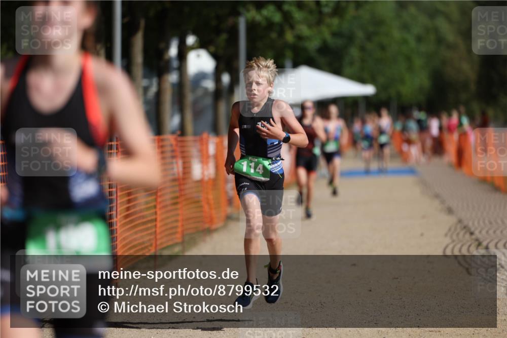 07.09.2025 - 19. Norderstedt Triathlon Michael Strokosch http://msf.ph/oto/8799532 07.09.2025 10:56:07 Laufen 109, 114, 682 meine-sportfotos.de