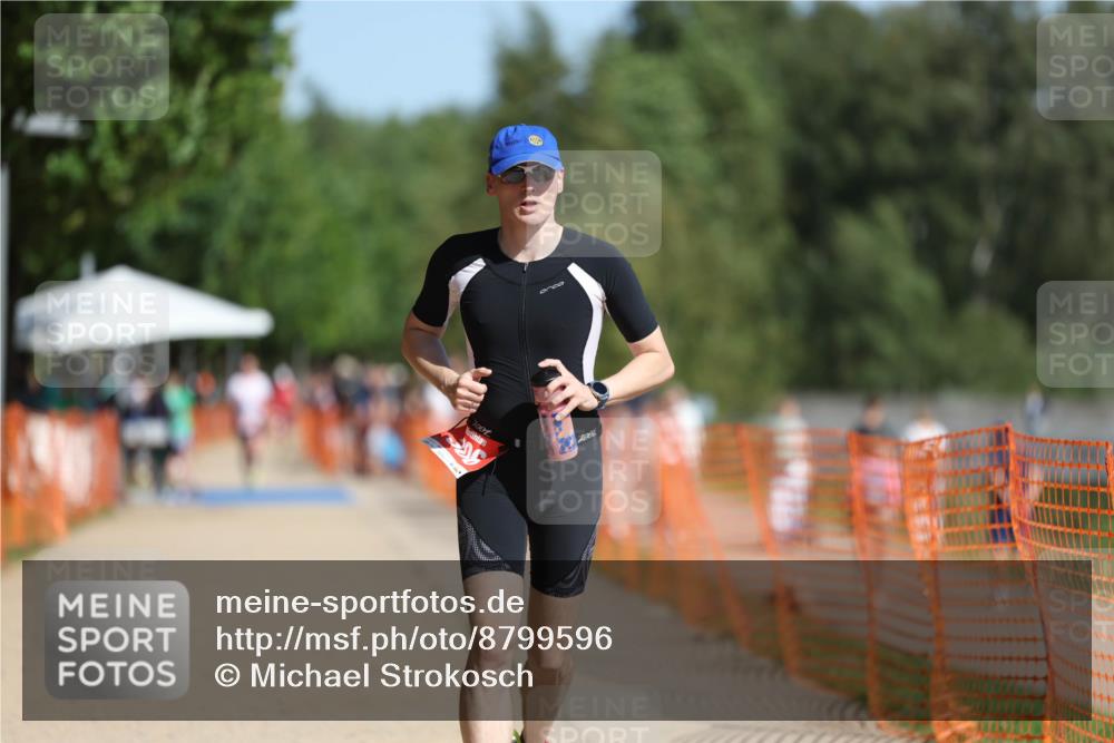 07.09.2025 - 19. Norderstedt Triathlon Michael Strokosch http://msf.ph/oto/8799596 07.09.2025 11:59:53 Laufen 306 meine-sportfotos.de