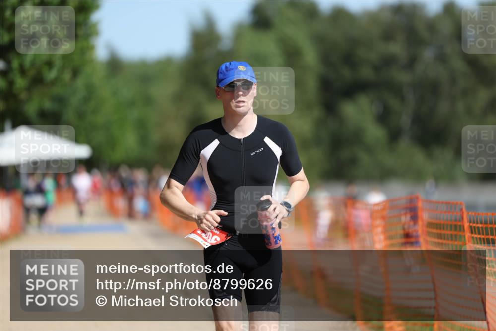 07.09.2025 - 19. Norderstedt Triathlon Michael Strokosch http://msf.ph/oto/8799626 07.09.2025 11:59:54 Laufen 306 meine-sportfotos.de