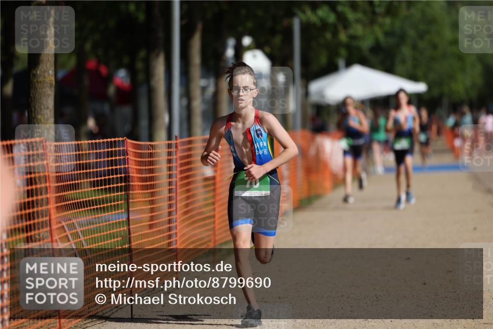 07.09.2025 - 19. Norderstedt Triathlon Michael Strokosch http://msf.ph/oto/8799690 07.09.2025 10:56:14 Laufen 70, 76, 102, 682 meine-sportfotos.de