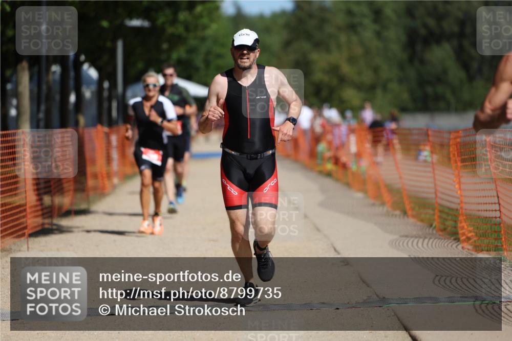 07.09.2025 - 19. Norderstedt Triathlon Michael Strokosch http://msf.ph/oto/8799735 07.09.2025 12:29:32 Laufen 186, 756, 791, 802, 1350, 1351 meine-sportfotos.de