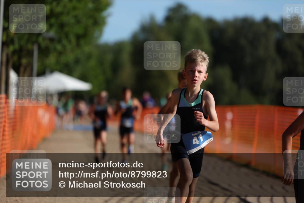 07.09.2025 - 19. Norderstedt Triathlon Michael Strokosch http://msf.ph/oto/8799823 07.09.2025 09:13:22 Laufen 3, 14, 41, 45, 49, 55 meine-sportfotos.de