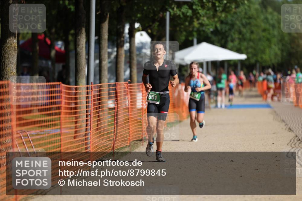 07.09.2025 - 19. Norderstedt Triathlon Michael Strokosch http://msf.ph/oto/8799845 07.09.2025 10:56:27 Laufen 131, 651 meine-sportfotos.de