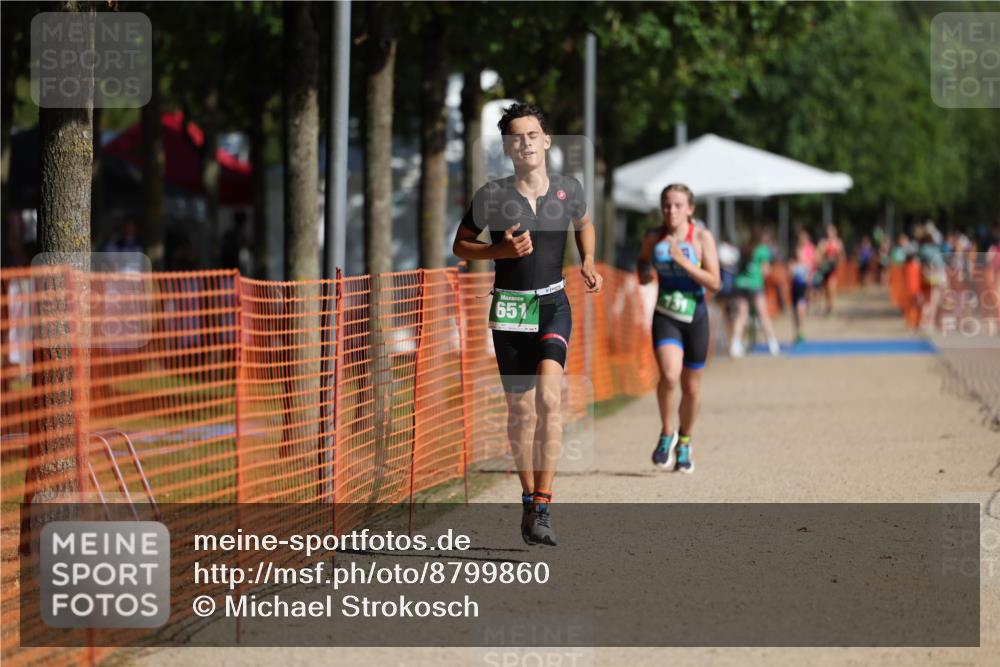 07.09.2025 - 19. Norderstedt Triathlon Michael Strokosch http://msf.ph/oto/8799860 07.09.2025 10:56:28 Laufen 131, 651 meine-sportfotos.de