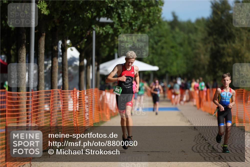 07.09.2025 - 19. Norderstedt Triathlon Michael Strokosch http://msf.ph/oto/8800080 07.09.2025 10:56:48 Laufen 98, 104 meine-sportfotos.de