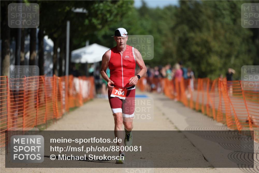07.09.2025 - 19. Norderstedt Triathlon Michael Strokosch http://msf.ph/oto/8800081 07.09.2025 12:00:40 Laufen 704 meine-sportfotos.de