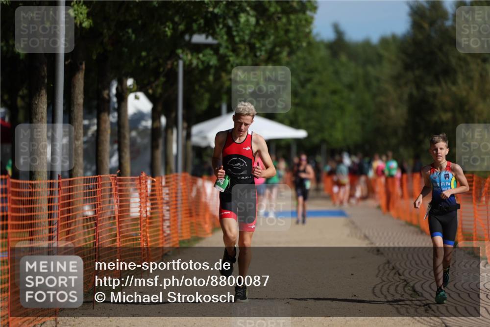07.09.2025 - 19. Norderstedt Triathlon Michael Strokosch http://msf.ph/oto/8800087 07.09.2025 10:56:48 Laufen 98, 104 meine-sportfotos.de