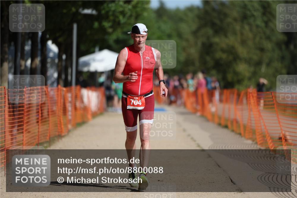 07.09.2025 - 19. Norderstedt Triathlon Michael Strokosch http://msf.ph/oto/8800088 07.09.2025 12:00:40 Laufen 704 meine-sportfotos.de