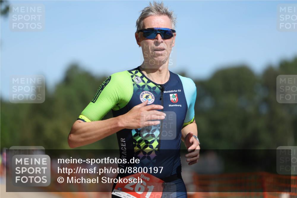 07.09.2025 - 19. Norderstedt Triathlon Michael Strokosch http://msf.ph/oto/8800197 07.09.2025 12:30:08 Laufen 261, 279, 1246 meine-sportfotos.de