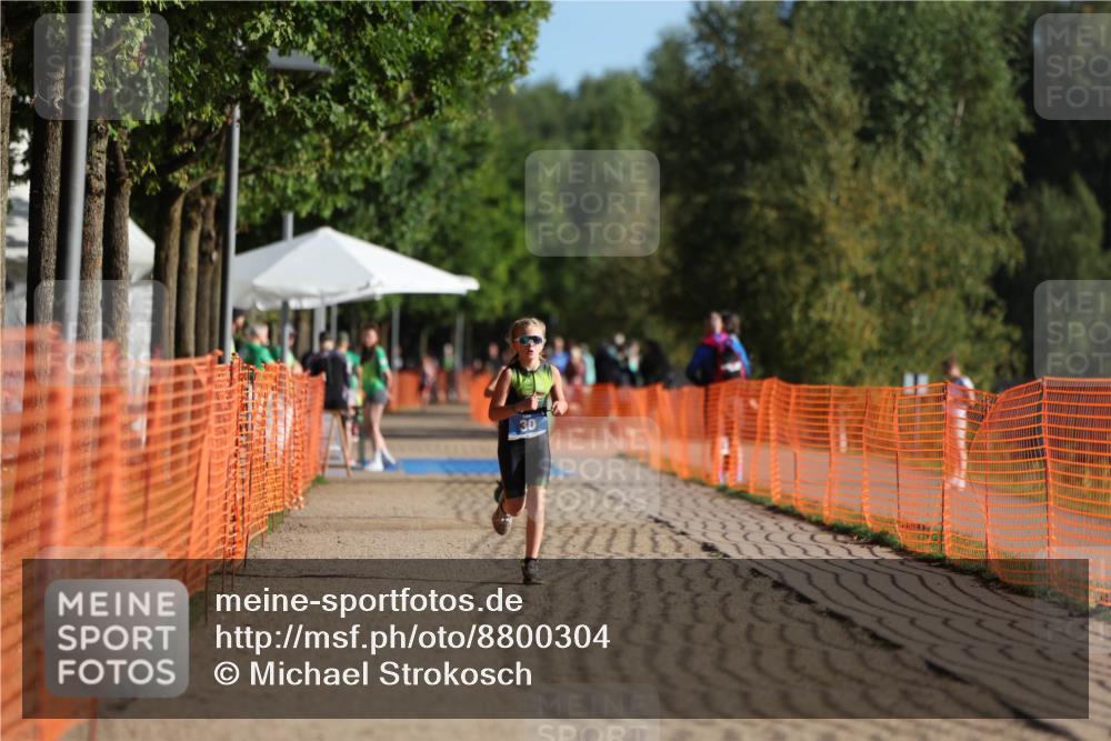 07.09.2025 - 19. Norderstedt Triathlon Michael Strokosch http://msf.ph/oto/8800304 07.09.2025 09:14:01 Laufen 30 meine-sportfotos.de