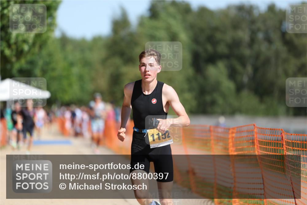 07.09.2025 - 19. Norderstedt Triathlon Michael Strokosch http://msf.ph/oto/8800397 07.09.2025 12:00:59 Laufen 1152 meine-sportfotos.de