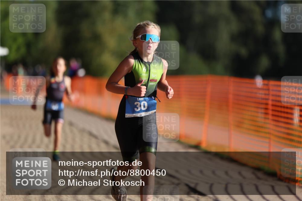 07.09.2025 - 19. Norderstedt Triathlon Michael Strokosch http://msf.ph/oto/8800450 07.09.2025 09:14:07 Laufen 30, 51 meine-sportfotos.de
