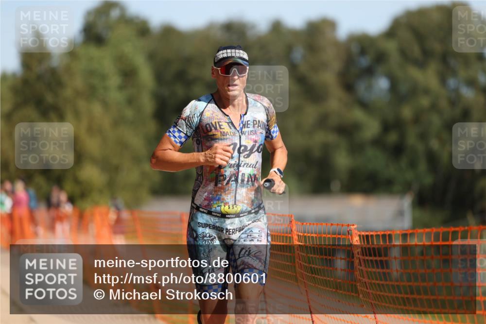 07.09.2025 - 19. Norderstedt Triathlon Michael Strokosch http://msf.ph/oto/8800601 07.09.2025 12:01:10 Laufen 787, 796, 1156 meine-sportfotos.de