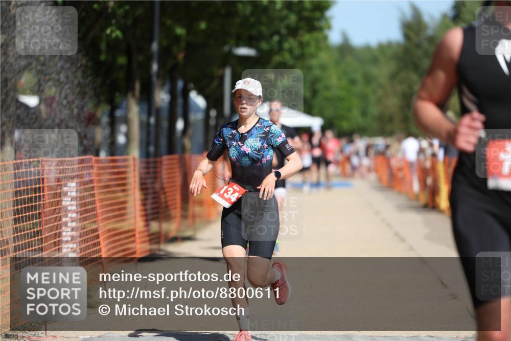 07.09.2025 - 19. Norderstedt Triathlon Michael Strokosch http://msf.ph/oto/8800611 07.09.2025 12:30:42 Laufen 703, 822, 1280, 1343 meine-sportfotos.de