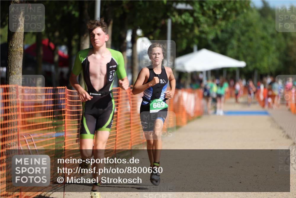 07.09.2025 - 19. Norderstedt Triathlon Michael Strokosch http://msf.ph/oto/8800630 07.09.2025 10:57:24 Laufen 655, 669 meine-sportfotos.de
