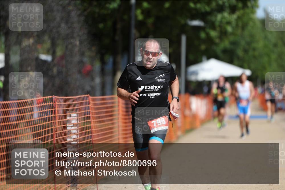 07.09.2025 - 19. Norderstedt Triathlon Michael Strokosch http://msf.ph/oto/8800696 07.09.2025 12:01:16 Laufen 796 meine-sportfotos.de