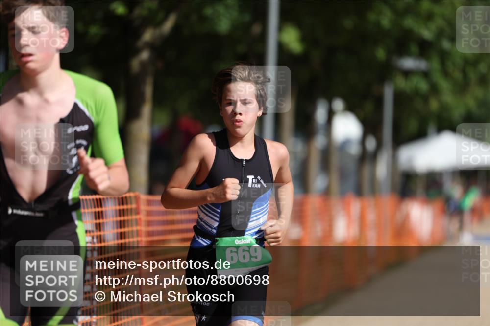 07.09.2025 - 19. Norderstedt Triathlon Michael Strokosch http://msf.ph/oto/8800698 07.09.2025 10:57:26 Laufen 655, 669 meine-sportfotos.de